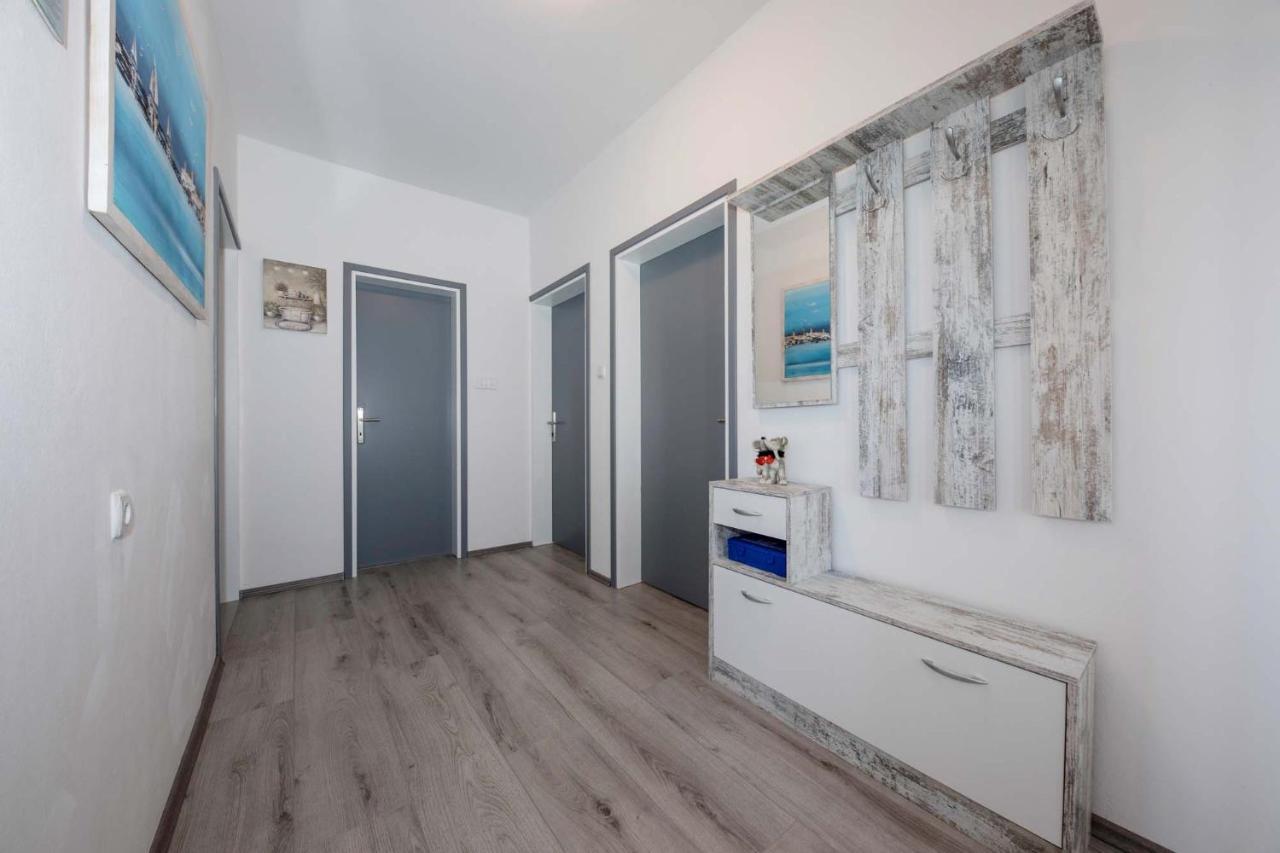 House Stojakovic Banjol Exterior foto